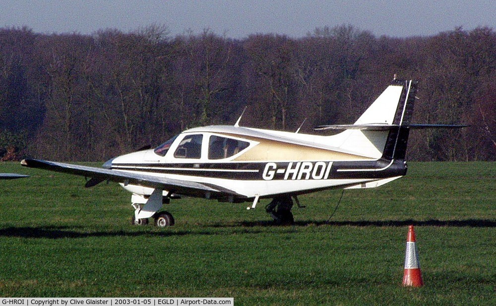 G-HROI, 1975 Rockwell International 112 Commander C/N 326, Ex: N1326J > G-HROI - Originally new to a private owner in June 1989 and currently with, Intereuropean Aviation Ltd, Jersey in June 1996.