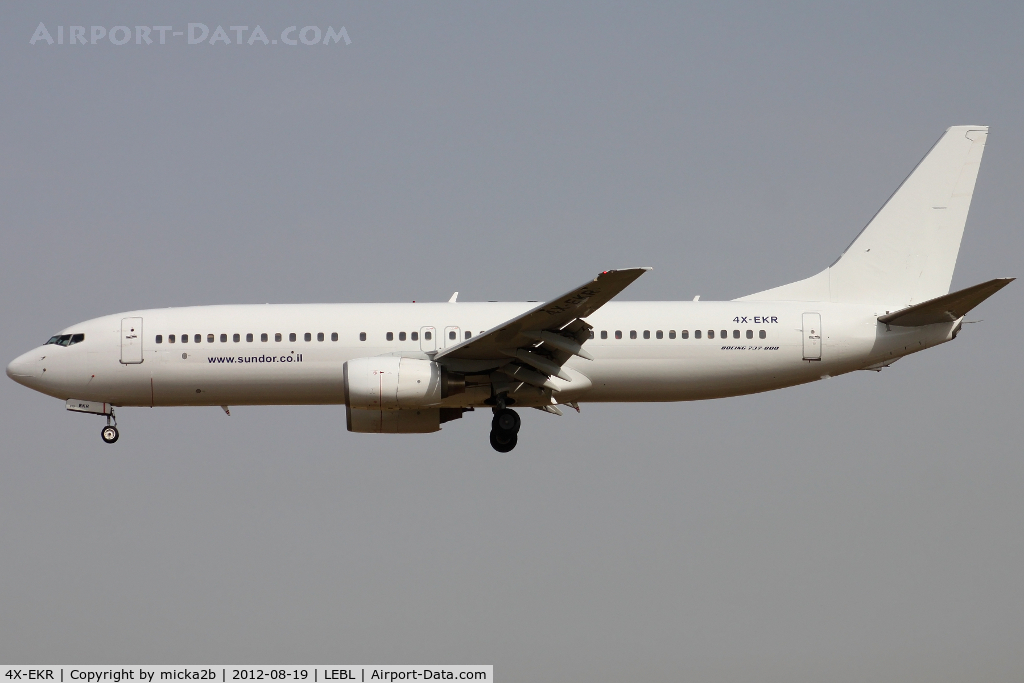 4X-EKR, 2000 Boeing 737-804 C/N 30466, Landing