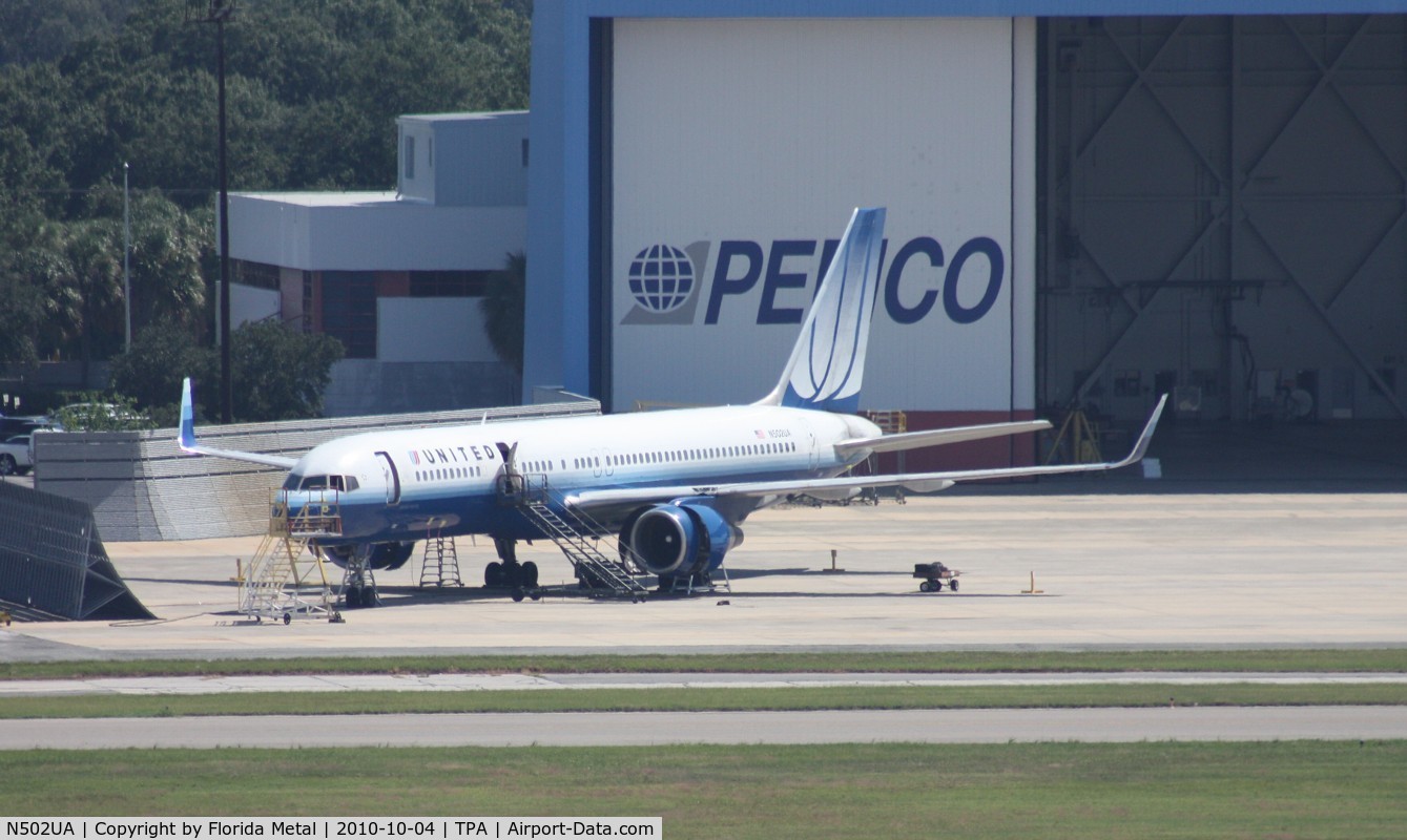 N502UA, 1989 Boeing 757-222 C/N 24623, United 757