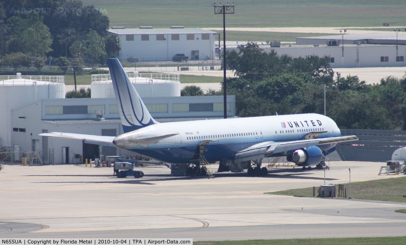 N655UA, 1992 Boeing 767-322/ER C/N 25393, United 767
