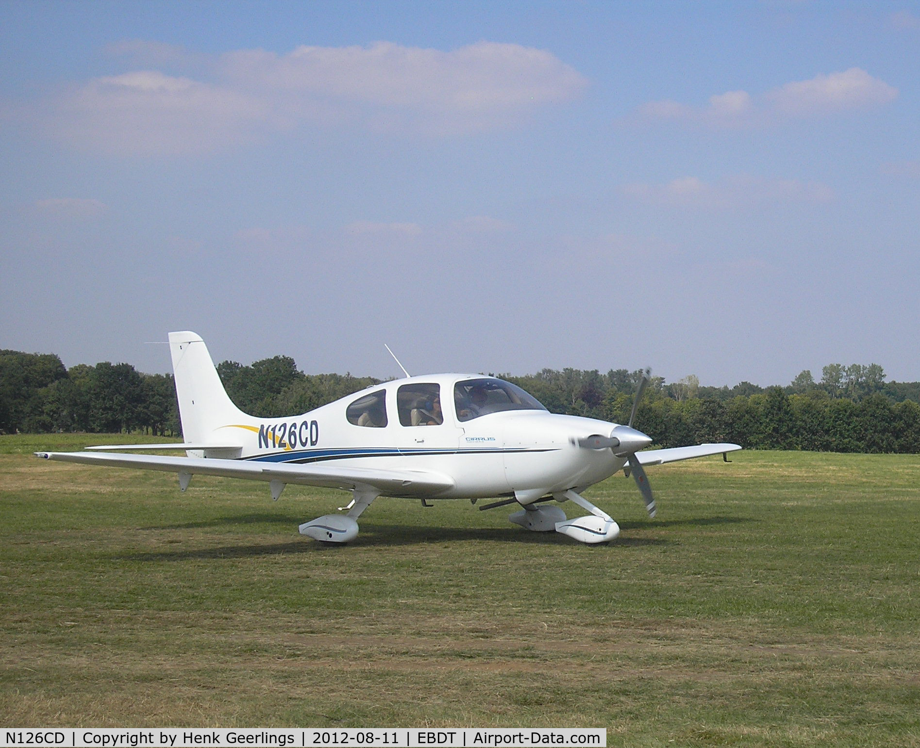 N126CD, 1999 Cirrus SR20 C/N 1012, Fly In , Schaffen Diest