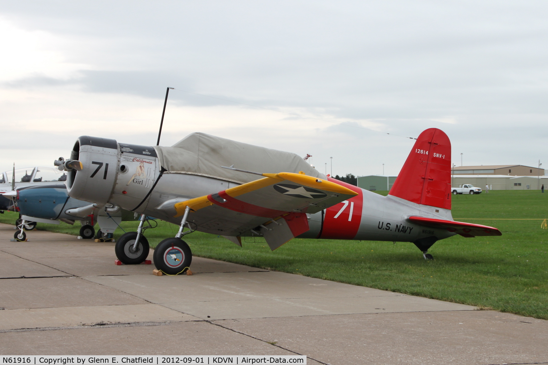 N61916, 1942 Vultee SNV-1 (BT-13A) Valiant C/N 7041, Quad Cities Air Show