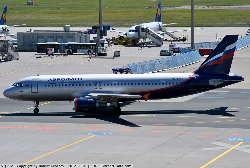 VQ-BIV, 2011 Airbus A320-214 C/N 4649, Taxiing in to parking
