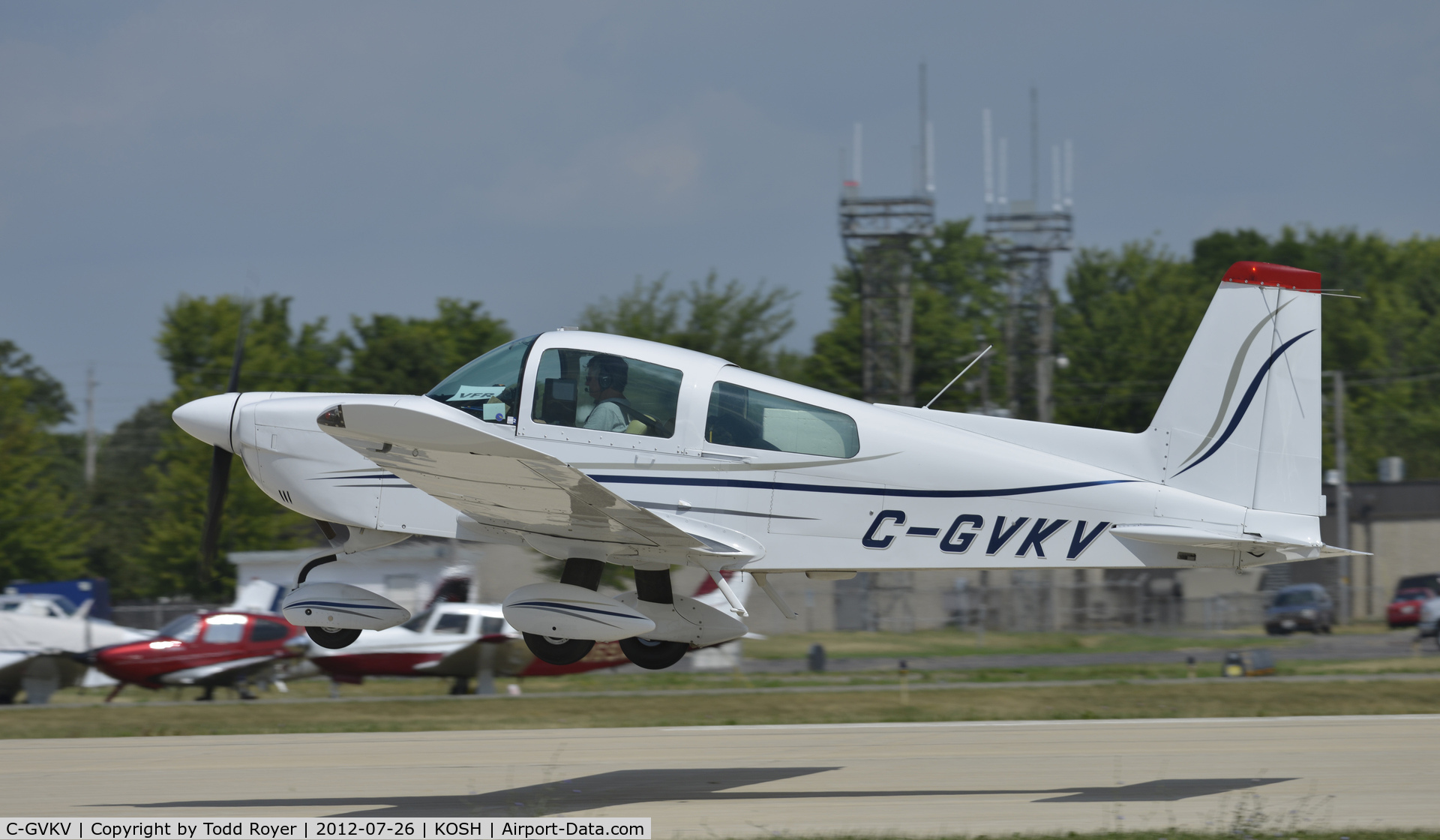 C-GVKV, 1978 American Aviation AA-5A Traveler C/N AA5A-0784, Departing Airventure 2012