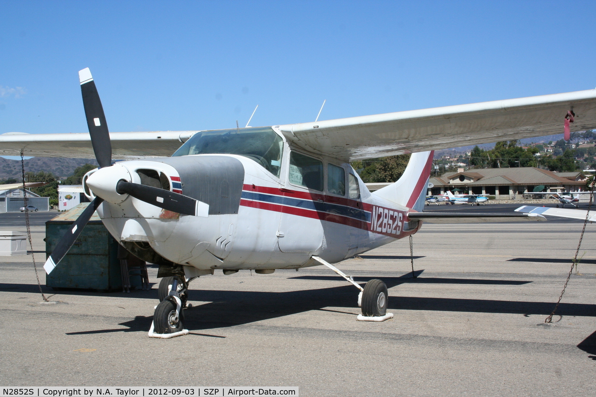 N2852S, Cessna 210H Turbo Centurian Centurion C/N 21058974, Sitting at Santa Paula
