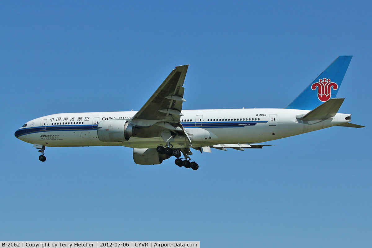 B-2062, 1998 Boeing 777-21B/ER C/N 27606, Boeing 777-21B (ER), c/n: 27606