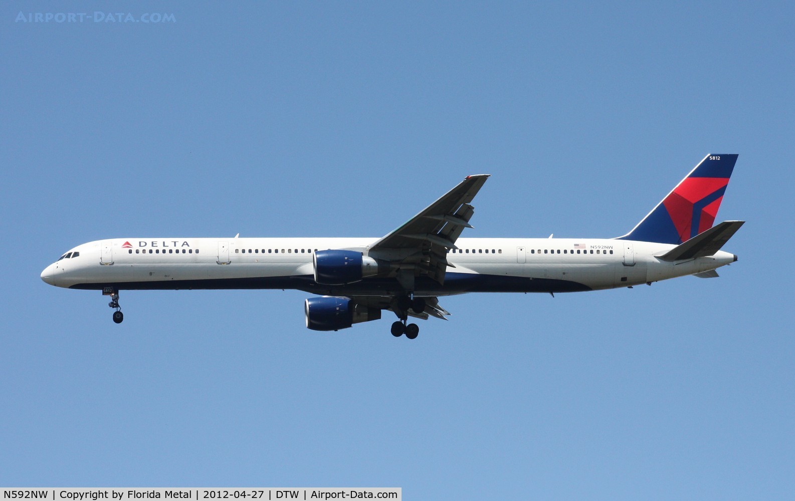 N592NW, 2003 Boeing 757-351 C/N 32992, Delta 757-300