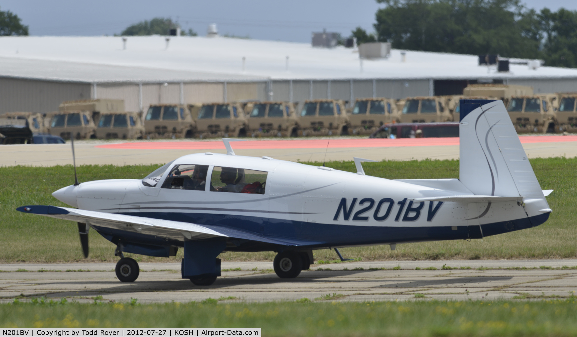 N201BV, 1978 Mooney M20J 201 C/N 24-0434, Airventure 2012