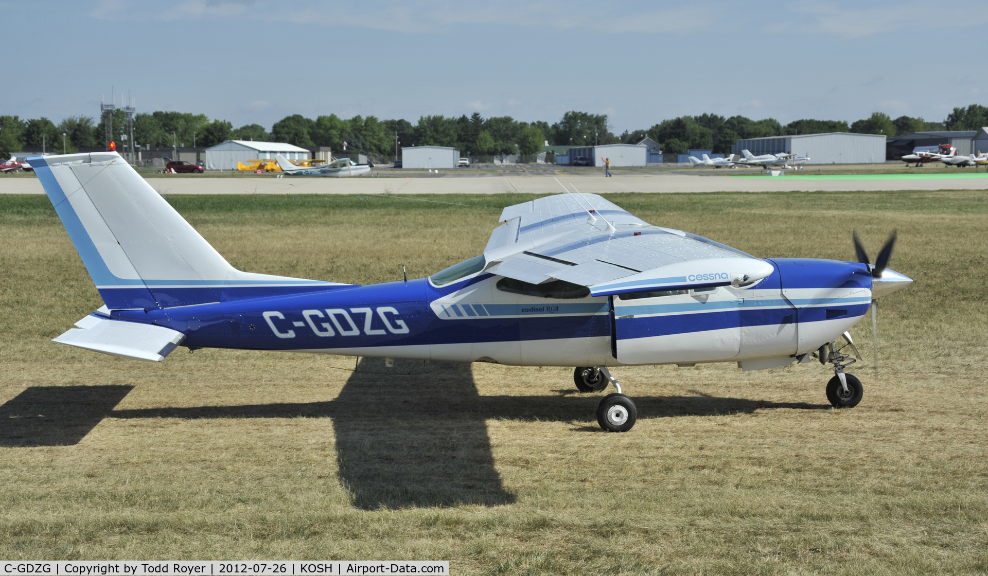 C-GDZG, 1976 Cessna 177RG Cardinal C/N 177RG0836, Airventure 2012