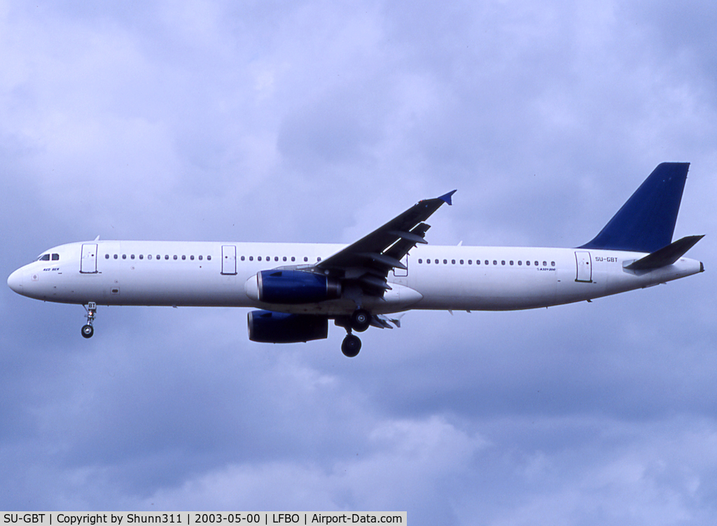 SU-GBT, 1999 Airbus A321-231 C/N 680, Landing rwy 32L with blue tail and no titles...