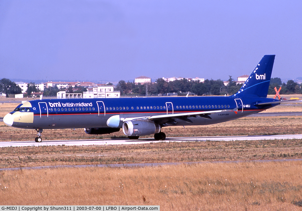 G-MIDJ, 1999 Airbus A321-231 C/N 1045, Taxiing for a test flight after repair at the SOGERMA Center...