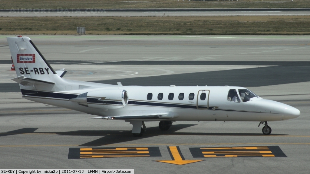 SE-RBY, 2002 Cessna 550 Citation Bravo C/N 550-1038, Taxiing