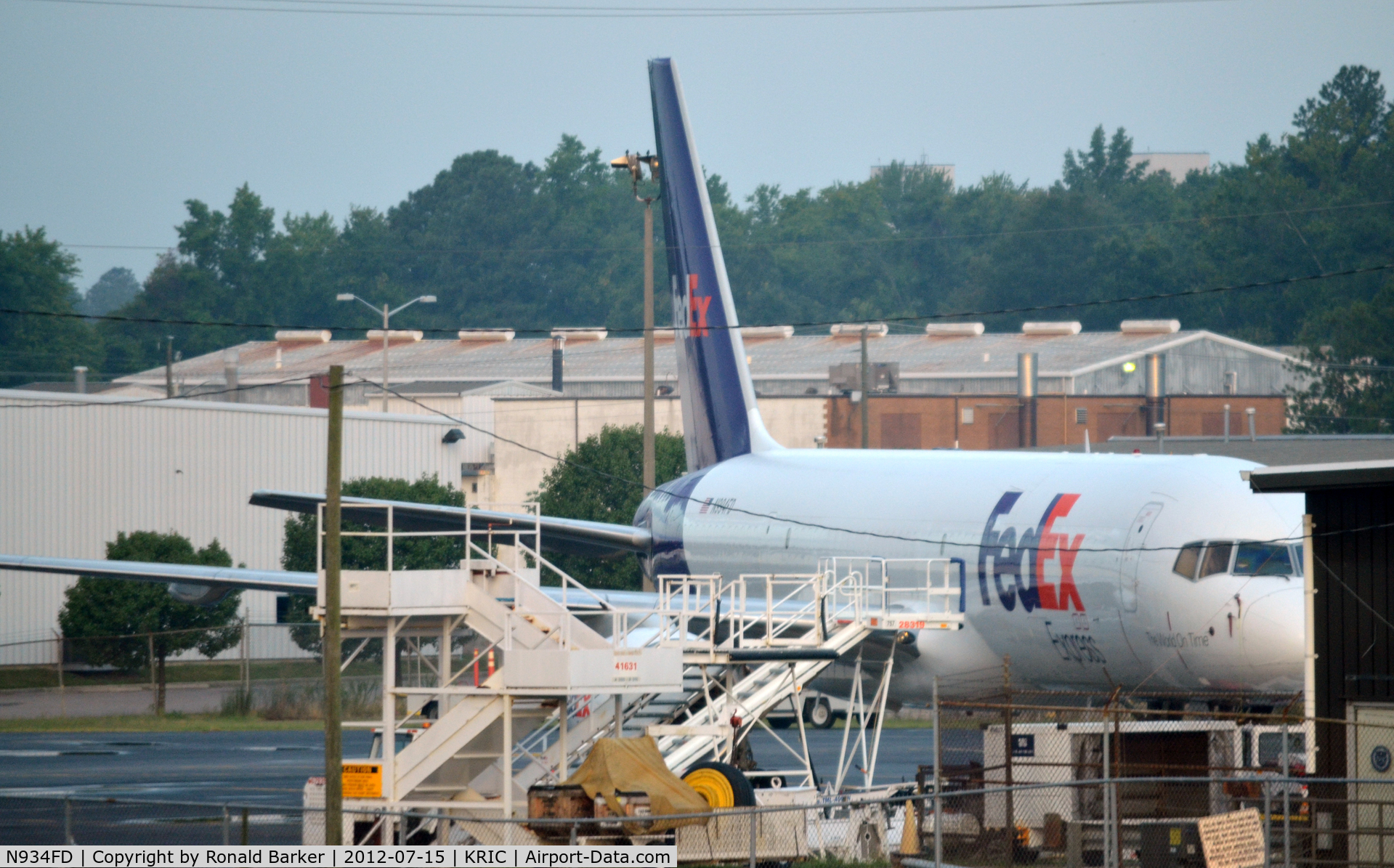 N934FD, 1988 Boeing 757-21B C/N 24331, RIC VA