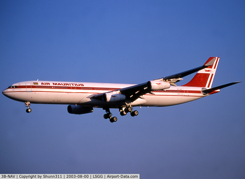 3B-NAV, 1995 Airbus A340-312 C/N 094, On landing...