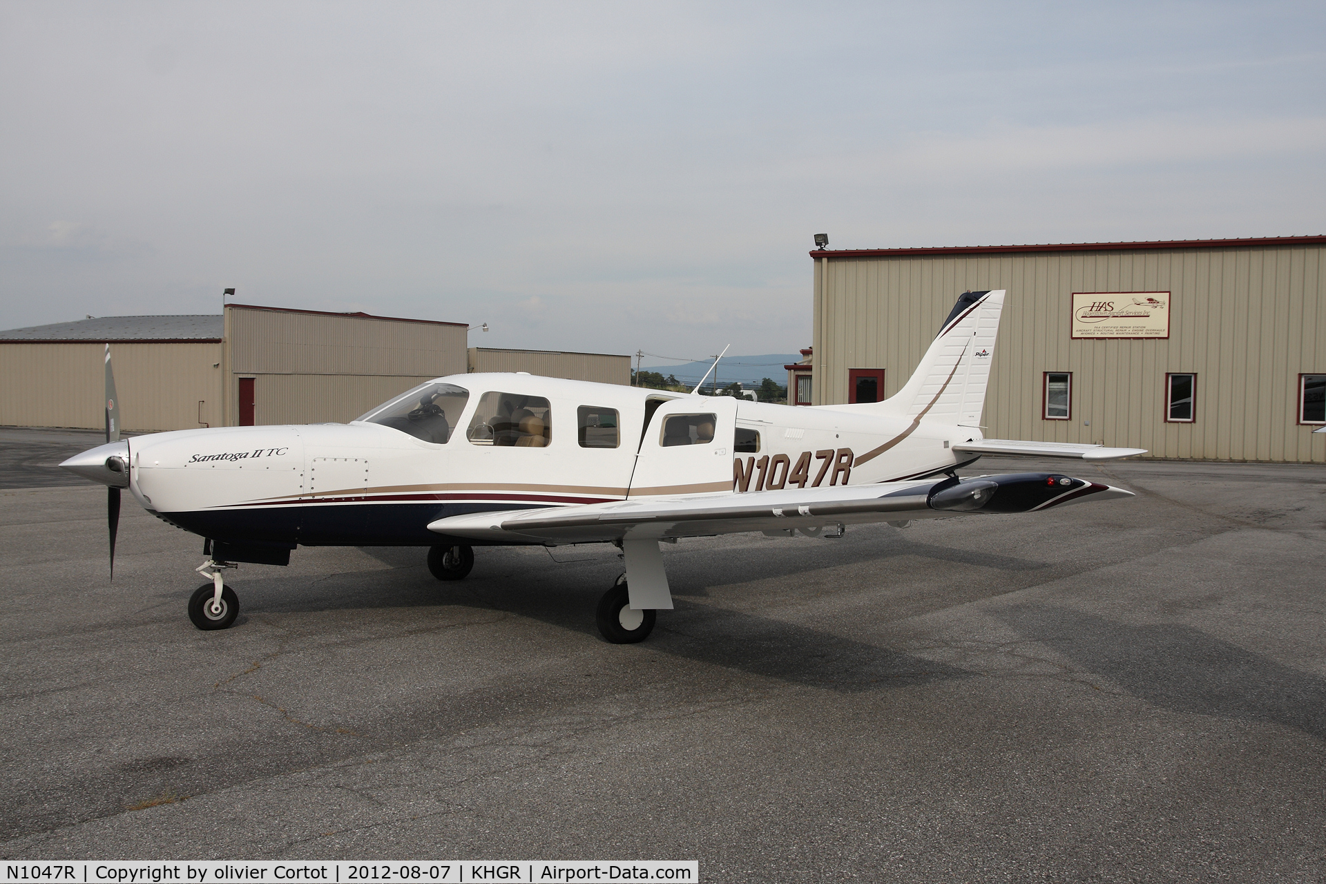 N1047R, 2007 Piper PA-32R-301T Turbo Saratoga C/N 3257464, Hagerstown airport