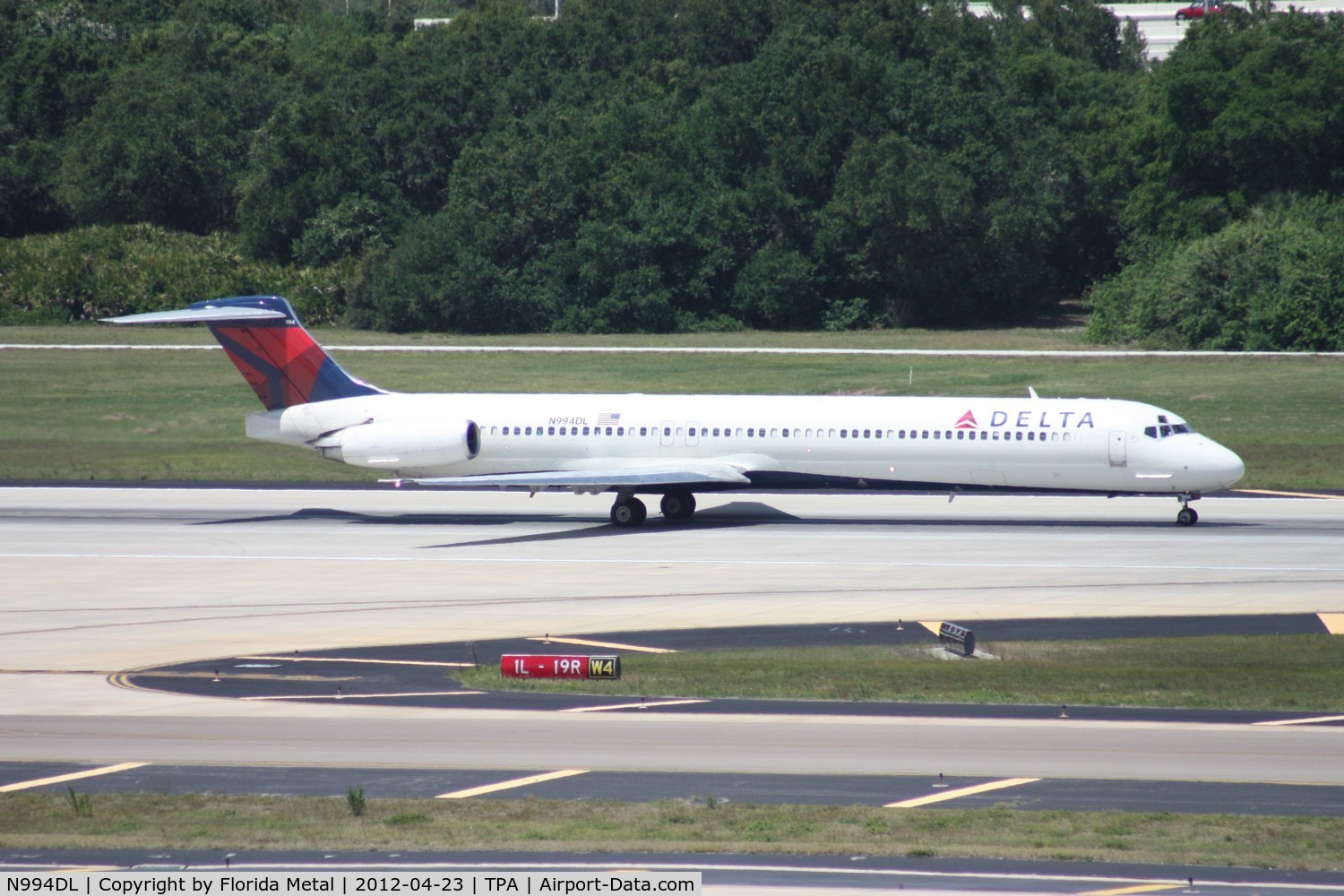 N994DL, 1991 McDonnell Douglas MD-88 C/N 53346, Delta MD-88