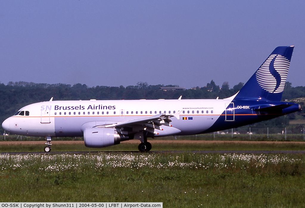 OO-SSK, 2000 Airbus A319-112 C/N 1336, Arriving from flight rwy 20...