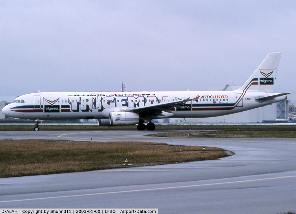 D-ALAH, 1998 Airbus A321-231 C/N 792, Taxiing holding point rwy 32R for departure in Trigema c/s