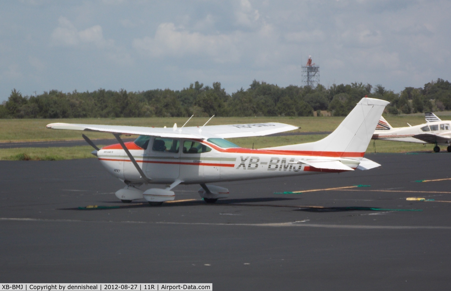 XB-BMJ, Cessna 182Q Skylane C/N 182, MEXICAN CESSNA SKYLANE II AT BRENHAM TEXAS AIRPORT