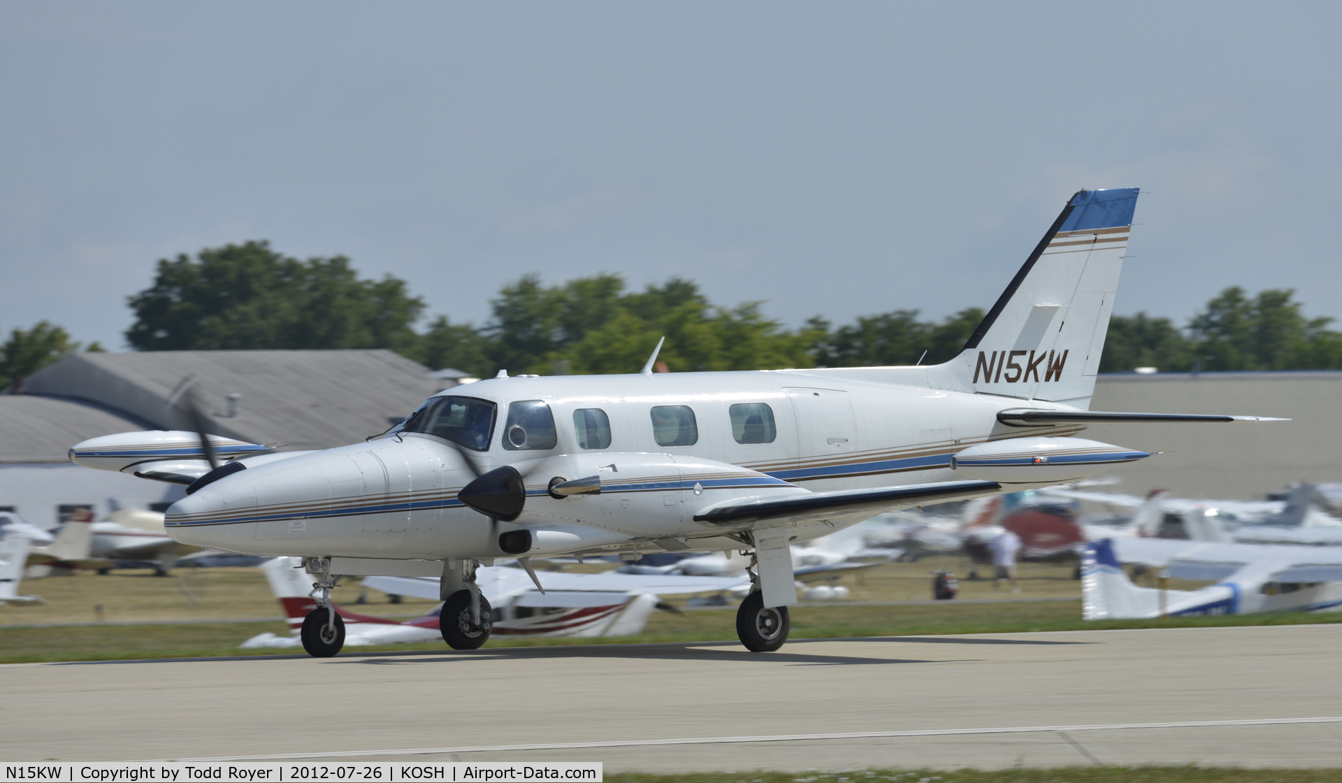 N15KW, 1981 Piper PA-31T2 Cheyenne IIXL C/N 31T-8166014, Airventure 2012