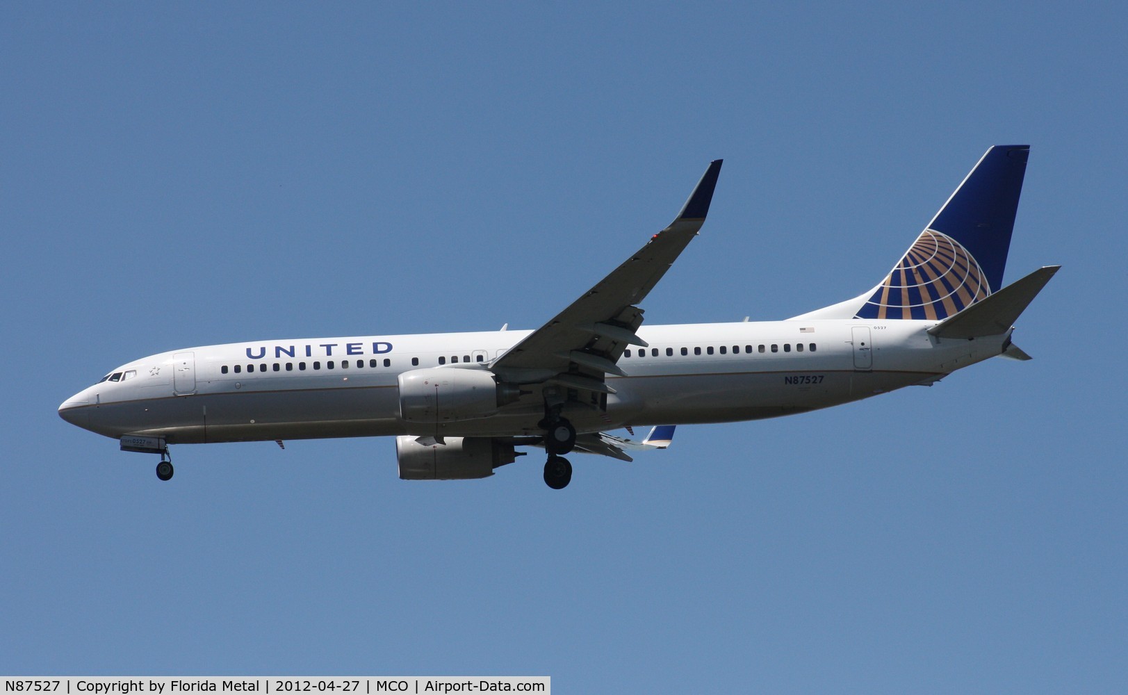 N87527, 2010 Boeing 737-824 C/N 38701, United 737-800