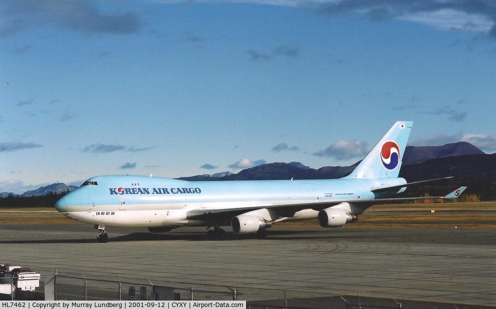 HL7462, 1997 Boeing 747-4B5F/SCD C/N 26406, On the ramp at Whitehorse, Yukon, after being redirected there following the airspace closure that went into effect after the terror attacks on the morning of September 11, 2001. The much more famous Korean Air Flight 85 was parked far to the left.