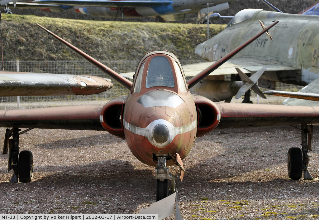 MT-33, Fouga CM-170R Magister C/N 290, at Savigny-les-Beaune
