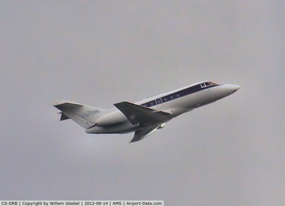 CS-DRB, 2004 Raytheon Hawker 800XP C/N 258690, Take off from Schiphol Airport