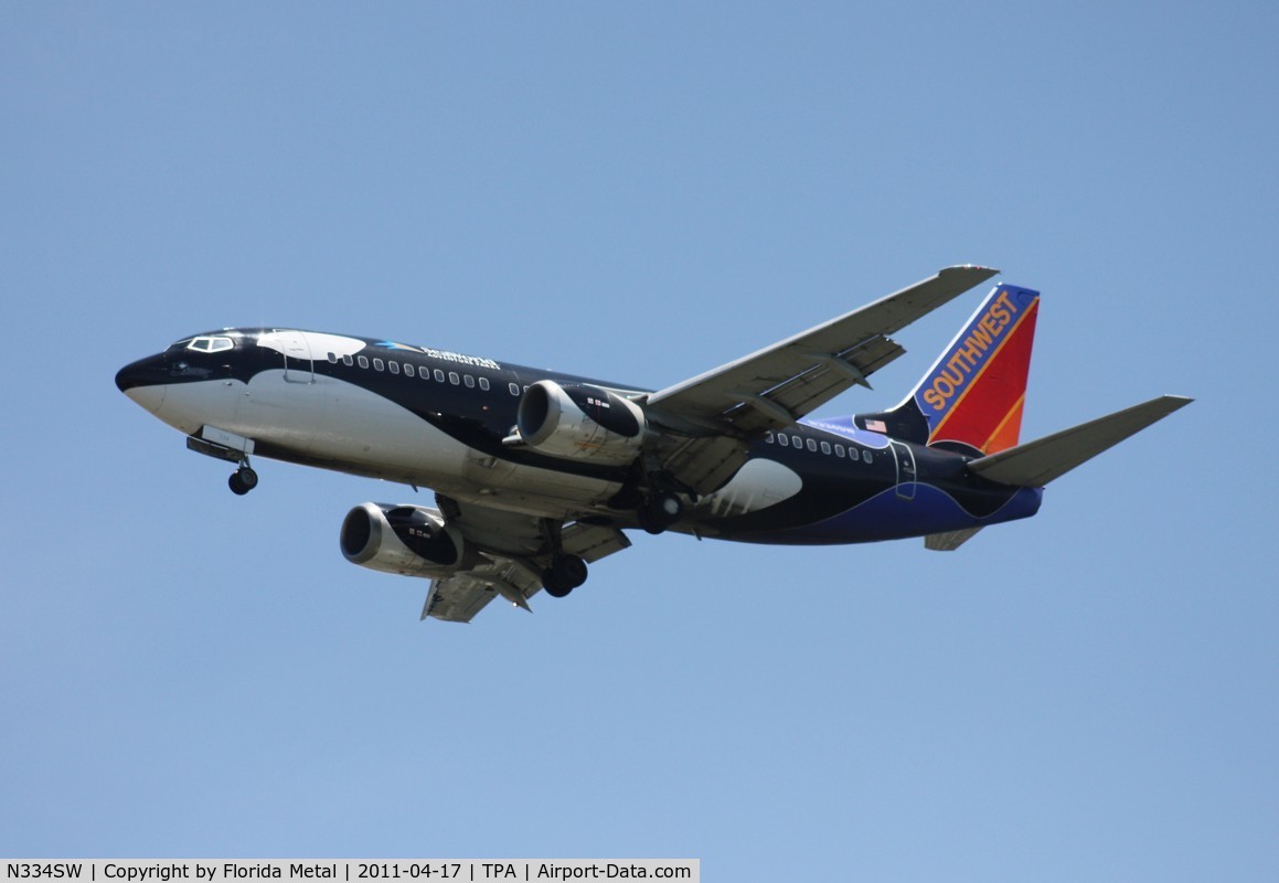 N334SW, 1988 Boeing 737-3H4 C/N 23938, Shamu One