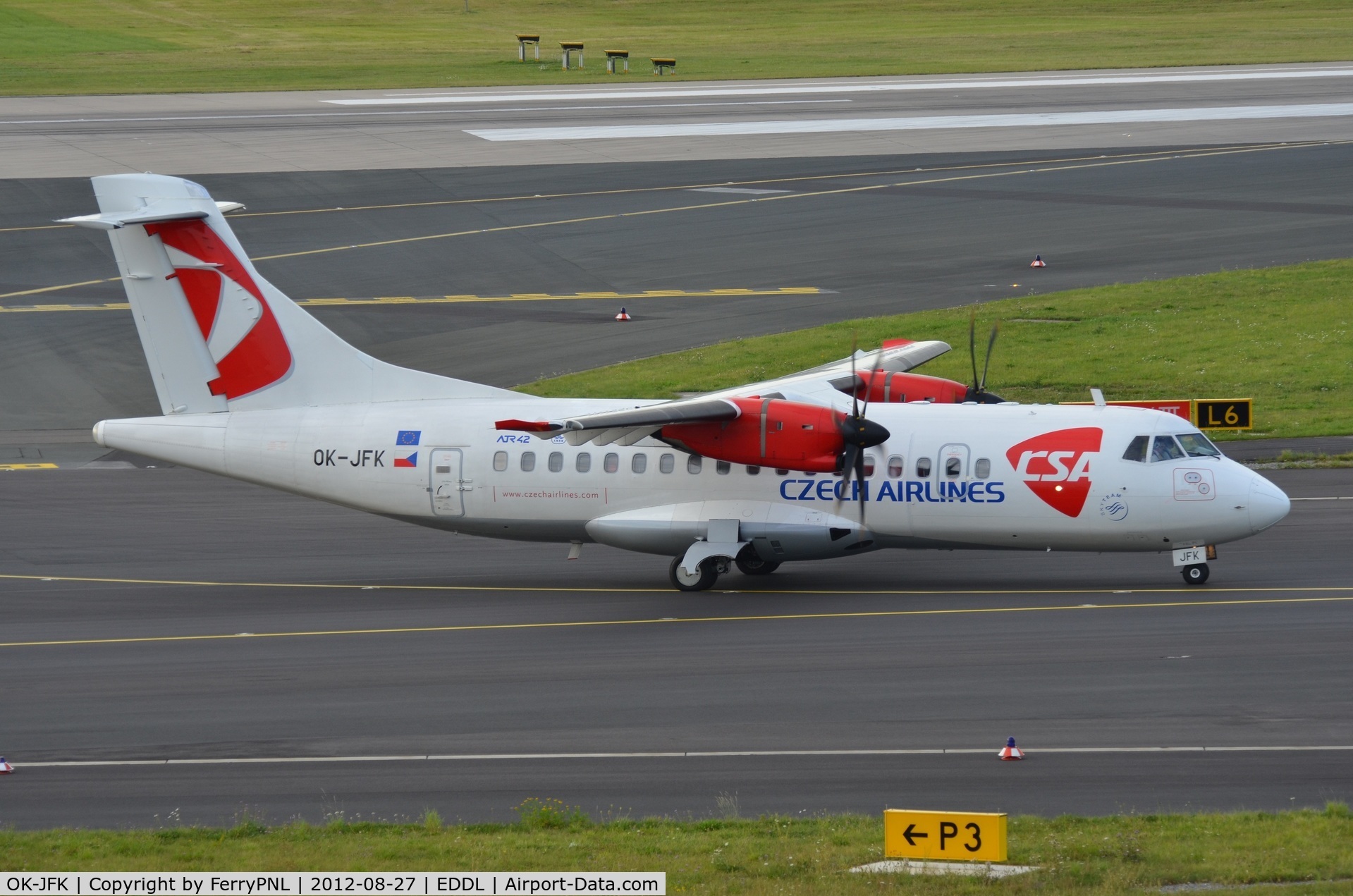 OK-JFK, 2004 ATR 42-500 C/N 625, Arriving from Prague.
