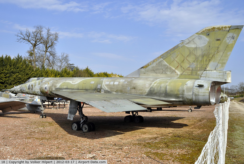 18, Dassault Mirage IVA C/N 18, at Savigny-les-Beaune