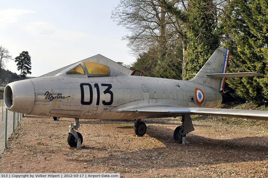 013, Dassault Mystere IIC C/N 013, at Savigny-les-Beaune