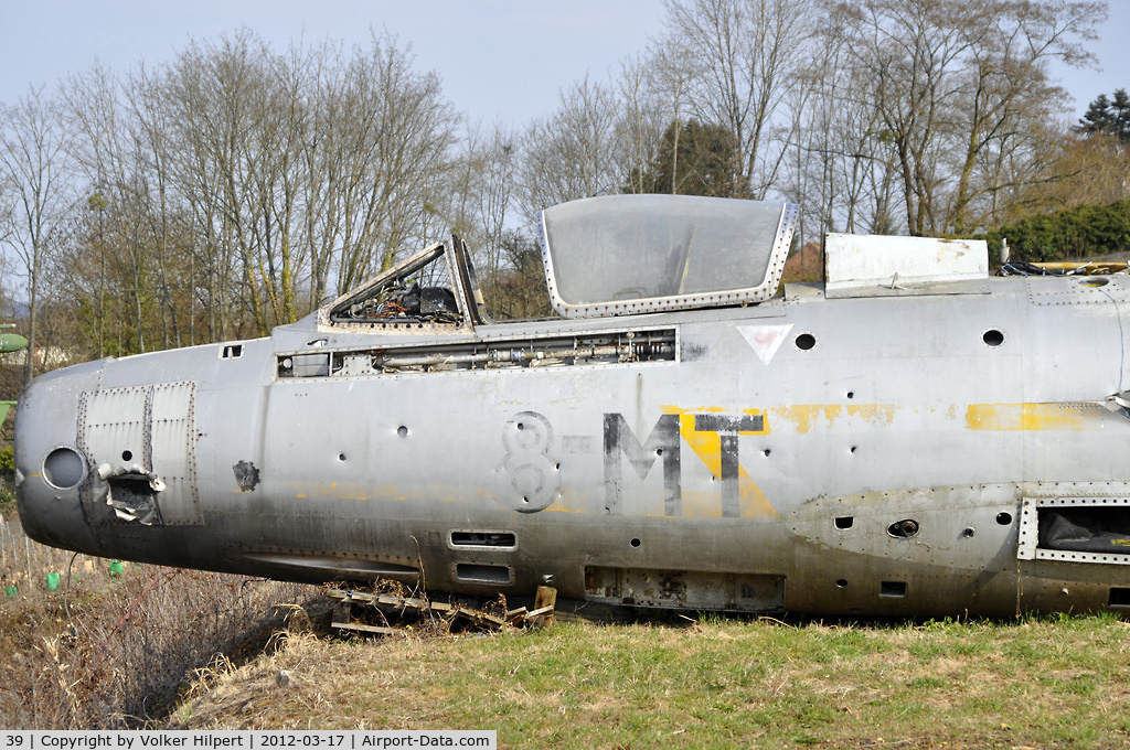 39, Dassault Mystere IVA C/N 39, at savigny-les-Beaune