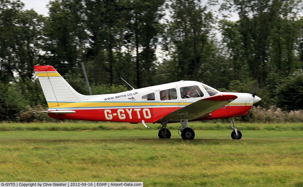 G-GYTO, 2000 Piper PA-28-161 Cherokee Warrior III C/N 2842082, Ex: N160FT > G-GYTO - Originally owned to, Plane Talking Ltd in May 2000 and currently owned to, Smart People Dont Buy Ltd in November 2010.