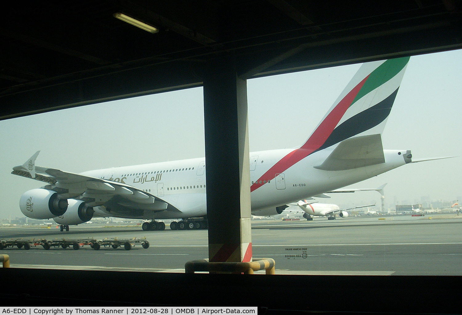 A6-EDD, 2008 Airbus A380-861 C/N 020, Emirates Airbus A380 a bit too big