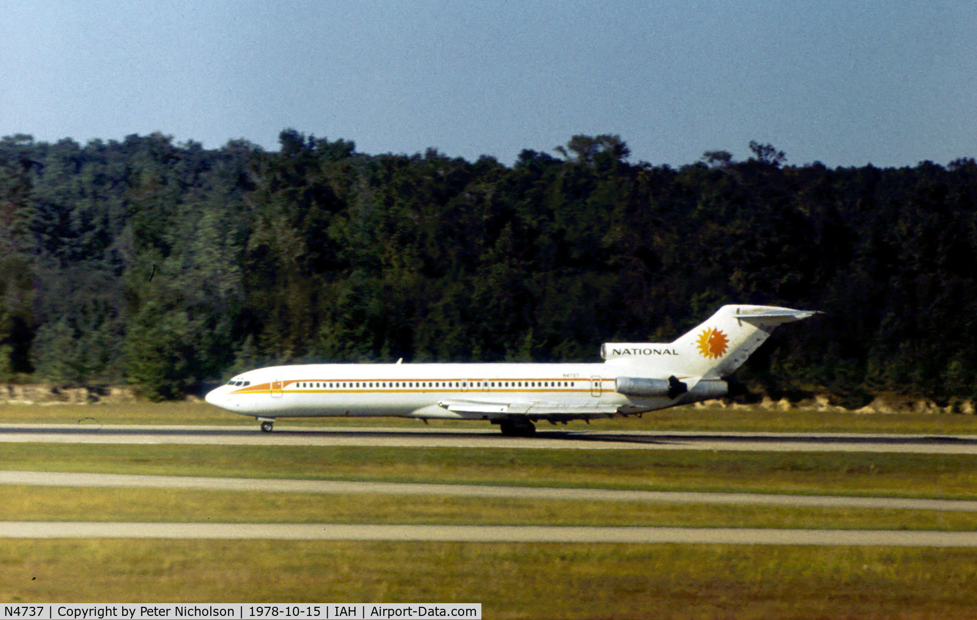 N4737, 1967 Boeing 727-235 C/N 19457, Boeing 727-235 of National Airlines arriving at Houston in October 1978.