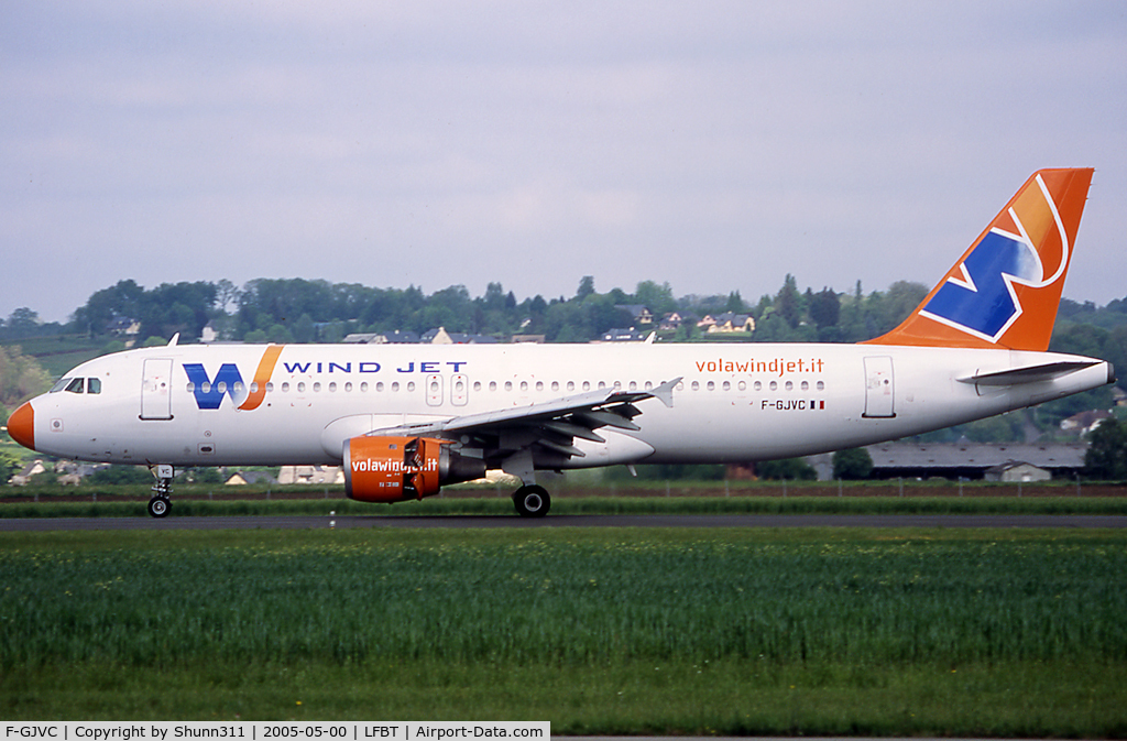 F-GJVC, 1991 Airbus A320-211 C/N 204, Landing rwy 20