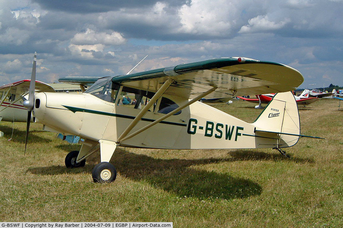 G-BSWF, 1949 Piper PA-16 Clipper C/N 16-475, Piper PA-16 Clipper [16-475] Kemble~G 09/07/2004