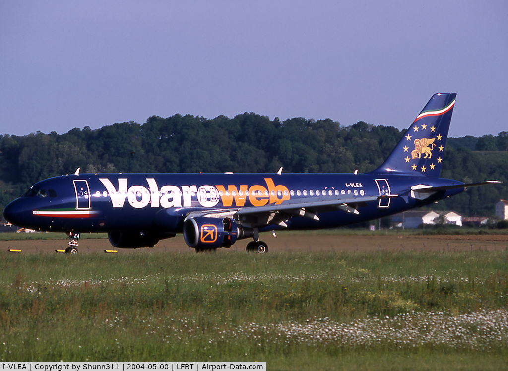 I-VLEA, 1999 Airbus A320-214 C/N 1125, Landing rwy 20