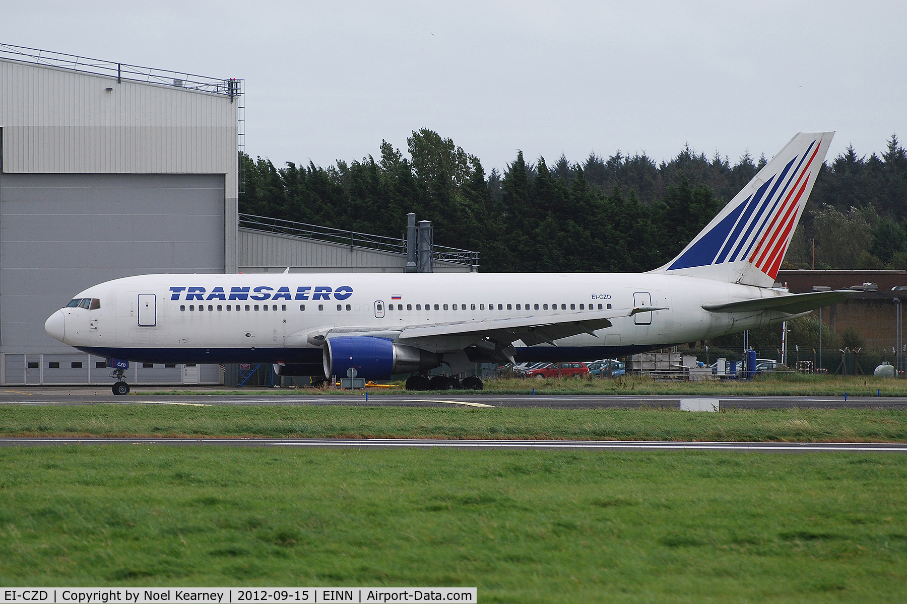 EI-CZD, 1986 Boeing 767-216 C/N 23623, Seen parked outside the Transaero maintenance hangers at Shannon.