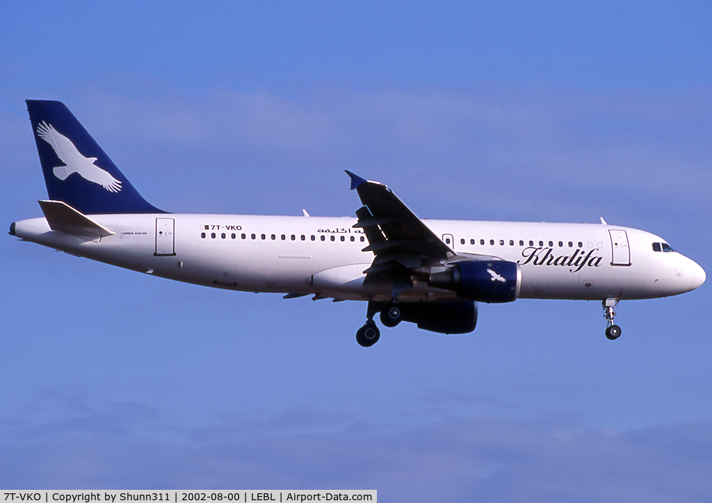 7T-VKO, 1989 Airbus A320-211 C/N 094, Landing rwy 25