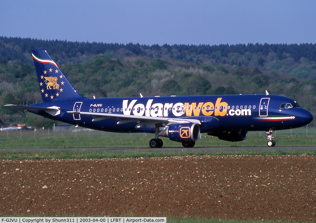 F-GJVU, 1994 Airbus A320-212 C/N 436, Taking off rwy 02