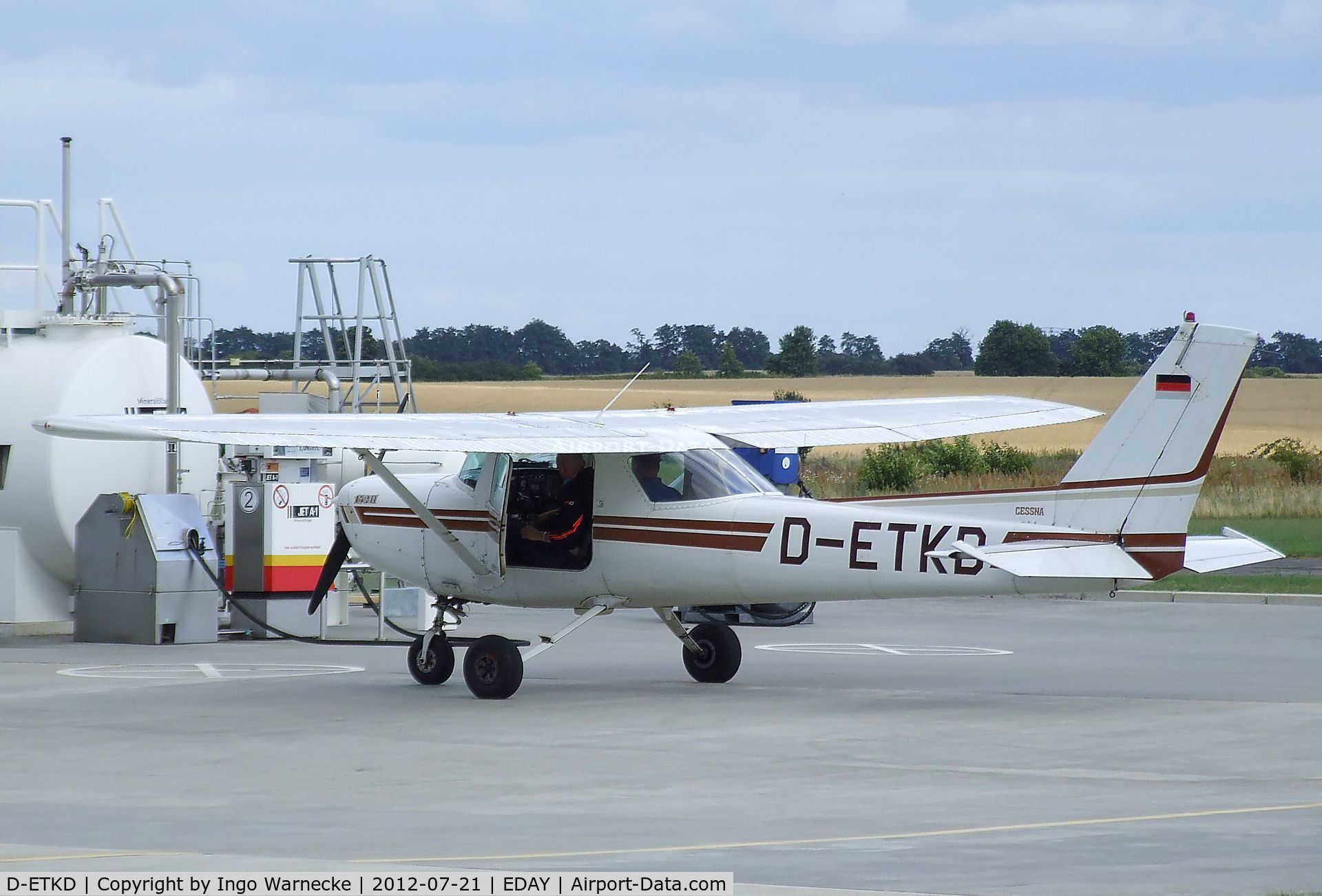 D-ETKD, Cessna 152 II C/N 15285609, Cessna 152 II at Strausberg airfield
