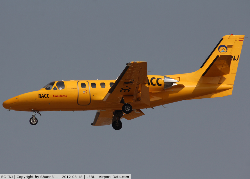 EC-INJ, Cessna 501 Citation I/SP C/N 501-0086, Landing rwy 25R