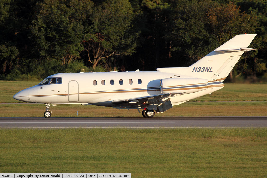N33NL, 2003 Raytheon Hawker 800XP C/N 258643, Delta AirElite Business Jets N33NL (FLT ELJ33) from Greenbrier Valley (KLWB) rolling out on RWY 5 after landing.