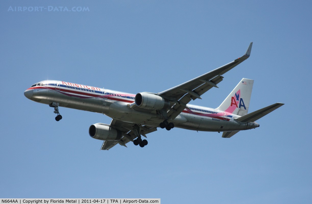 N664AA, 1992 Boeing 757-223 C/N 25298, American Airlines Breast Cancer Awareness 757