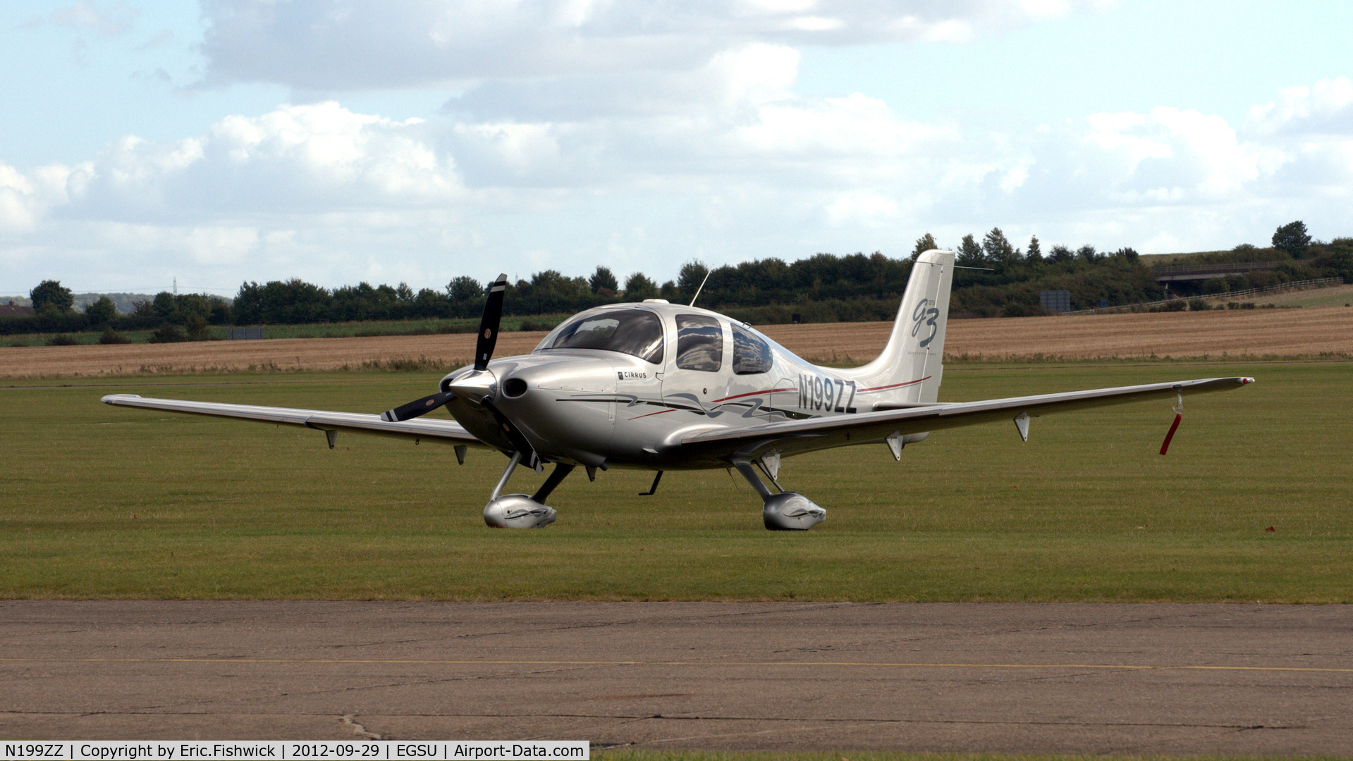 N199ZZ, 2007 Cirrus SR22 G3 GTS C/N 2542, 3. N199ZZ at Duxford Airfield.
