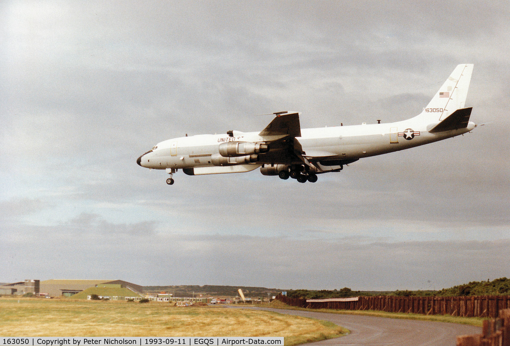 163050, 1966 McDonnell Douglas EC-24A (DC-8-54F) C/N 45881, EC-24A of the US Navy's Fleet Electronic Warfare Support Group (FEWSG) landing at RAF Lossiemouth in September 1993.