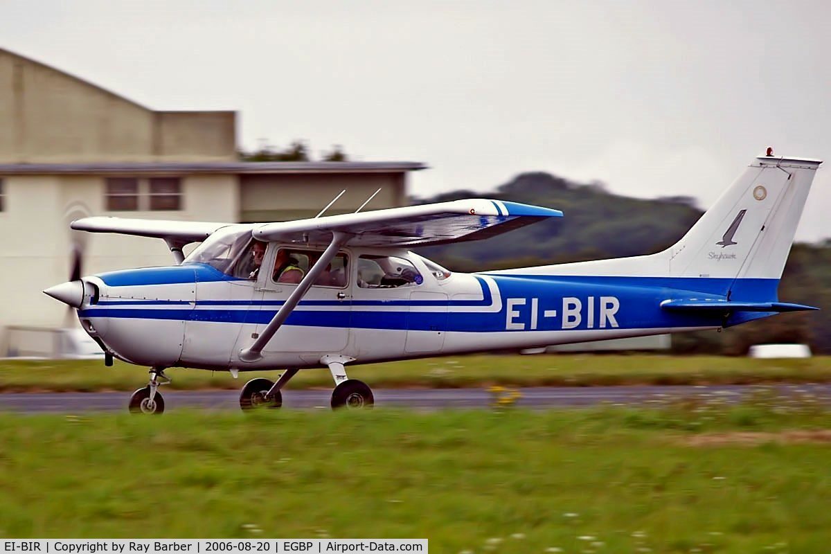 EI-BIR, Reims F172M Skyhawk C/N 1225, R/Cessna F.172M Skyhawk [1225] Kemble~G 20/08/2006