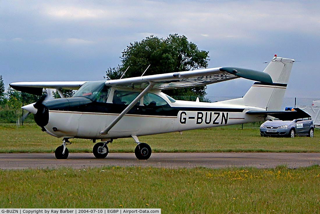 G-BUZN, 1967 Cessna 172H C/N 17256056, Cessna 172H Skyhawk [172-56056] Kemble~G 10/07/2004